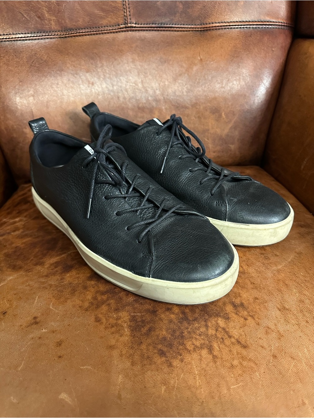 Ecco Men’s Black Leather Sneakers